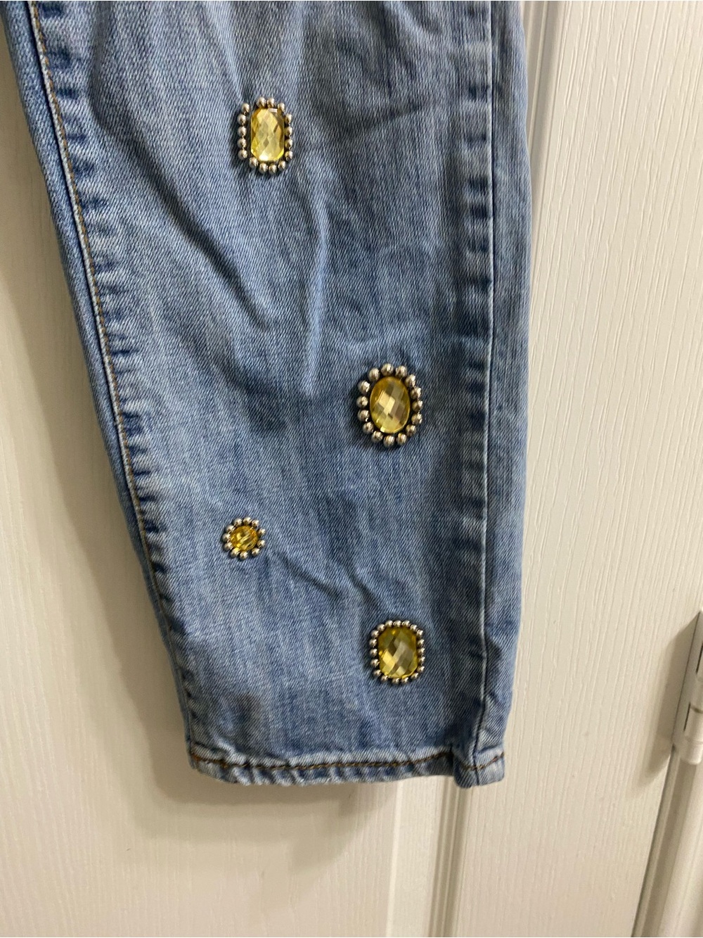 By Flow Korea Amber Jeweled Statement Distressed Ankle Y2K Whimsigoth Jeans Sz M - Picture 10 of 15